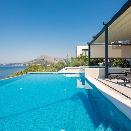 Bella Figura Apartments - Heated Pool Omiš Εξωτερικό φωτογραφία
