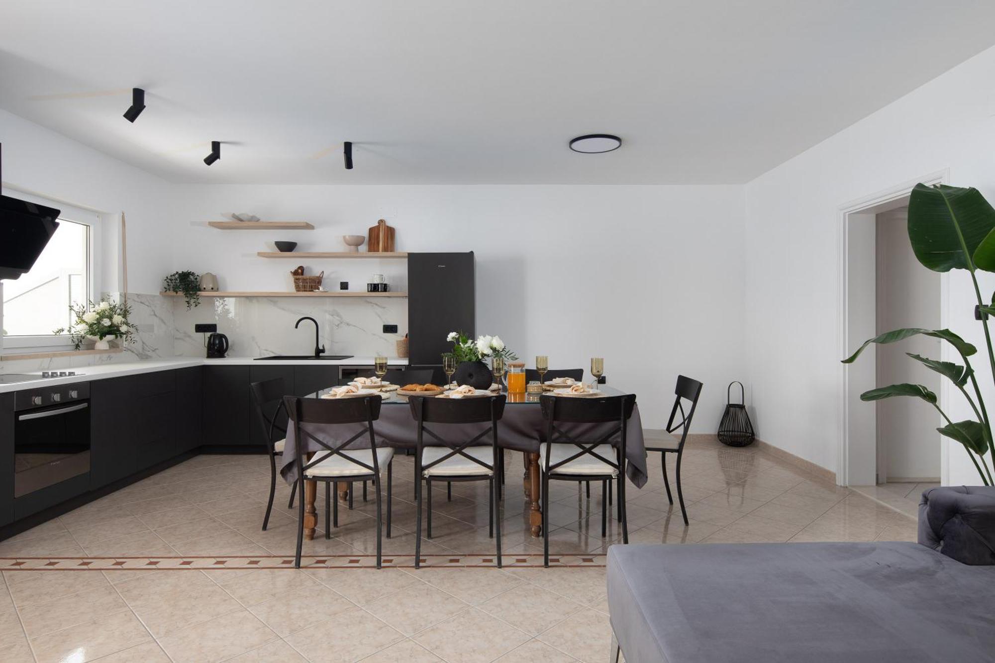 Bella Figura Apartments - Heated Pool Omiš Εξωτερικό φωτογραφία