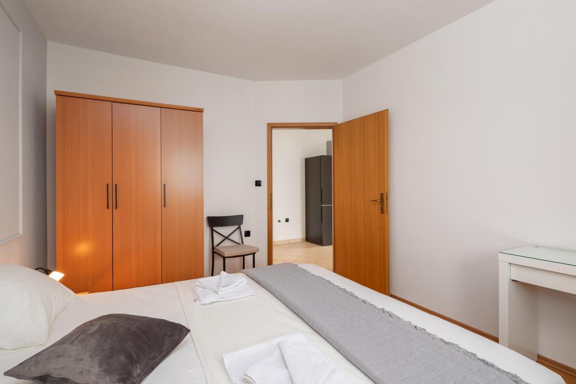 Bella Figura Apartments - Heated Pool Omiš Εξωτερικό φωτογραφία
