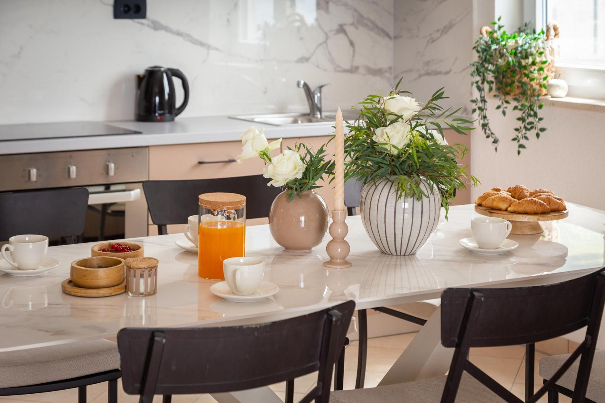 Bella Figura Apartments - Heated Pool Omiš Εξωτερικό φωτογραφία
